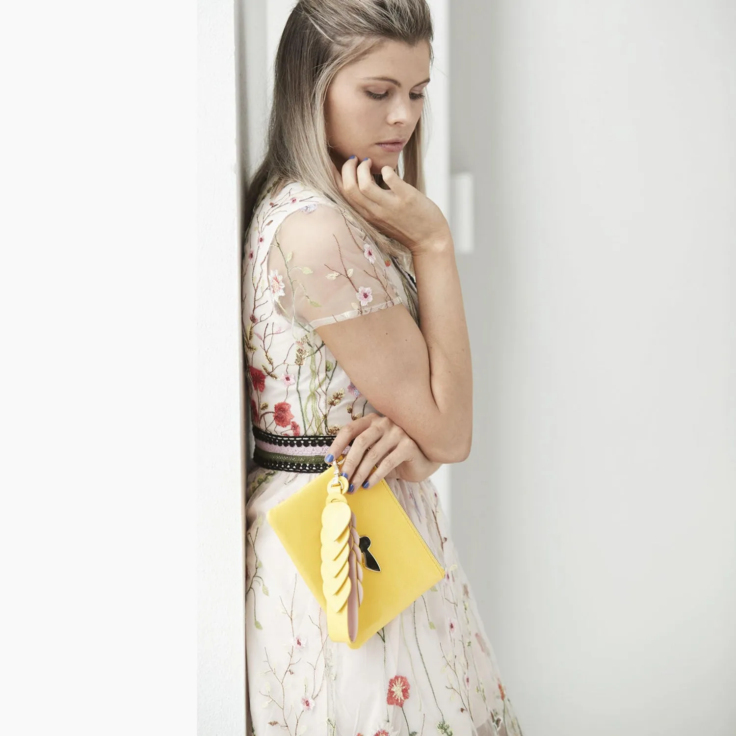 Bee Clutch - Daffodil