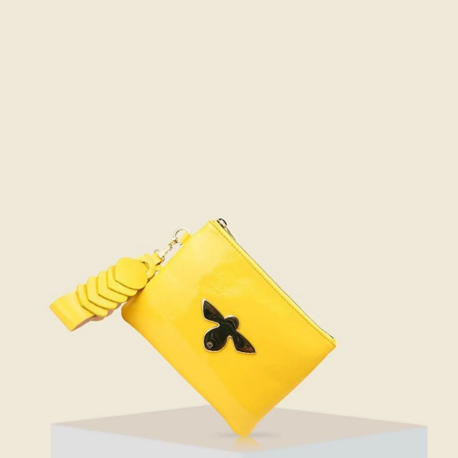 Bee Clutch - Daffodil