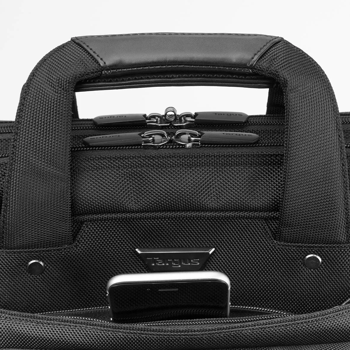 Targus Corporate Traveller notebook case 39.6 cm (15.6") Briefcase Black